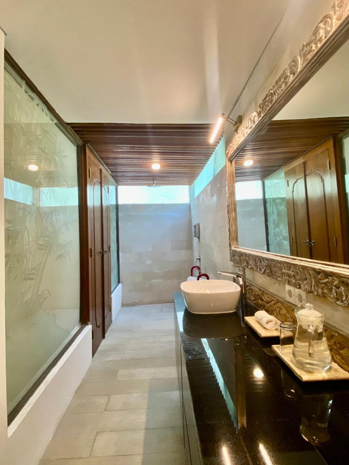 विला Bali Adua Villa *